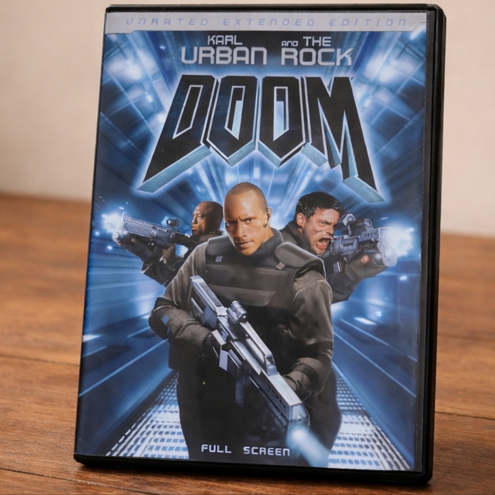 Doom Full Scrern Unrated Extended Edition The Rock DVD Movie 4/$20
